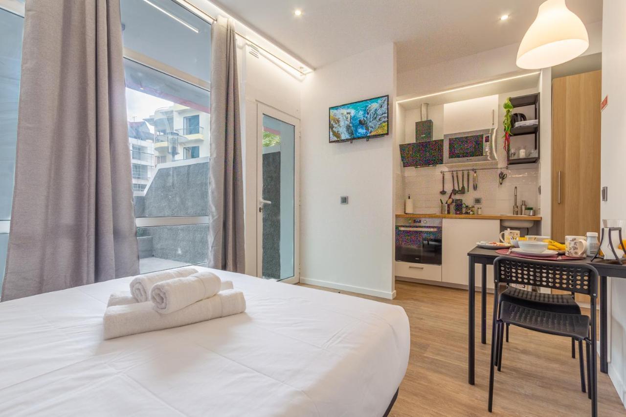 The Jolie - Apartments By The Ocean Porto Moniz Exterior photo