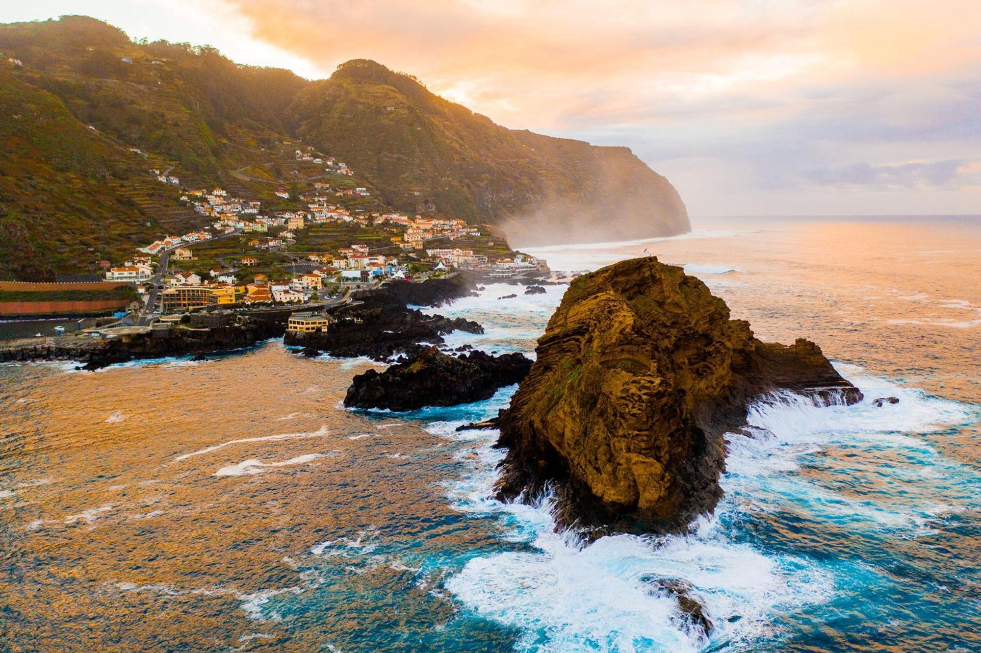 The Jolie - Apartments By The Ocean Porto Moniz Exterior photo